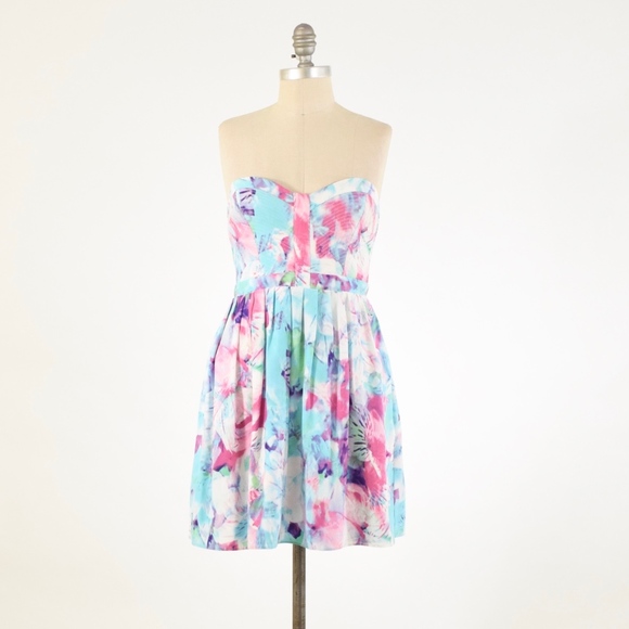 Parker Dresses & Skirts - ❌SOLD❌Parker Watercolor Floral Strapless Dress